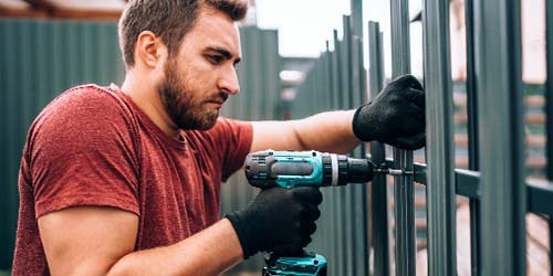 installing a fence